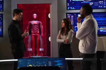 Flash - galeria zdjęć - filmweb