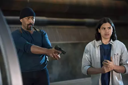 Flash - galeria zdjęć - filmweb