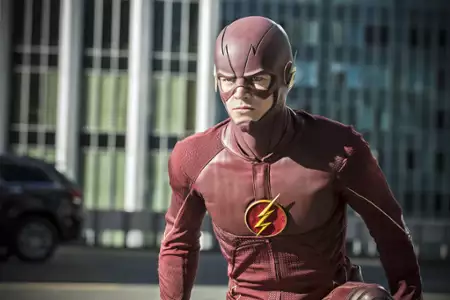 Flash - galeria zdjęć - filmweb