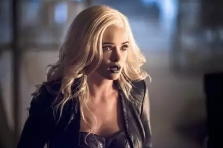 Flash - galeria zdjęć - filmweb