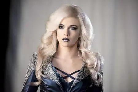 Flash - galeria zdjęć - filmweb