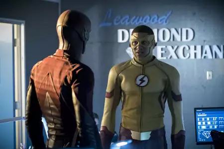 Flash - galeria zdjęć - filmweb
