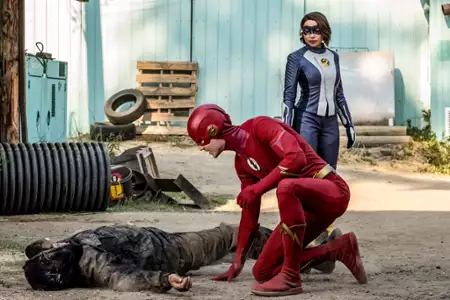 Flash - galeria zdjęć - filmweb