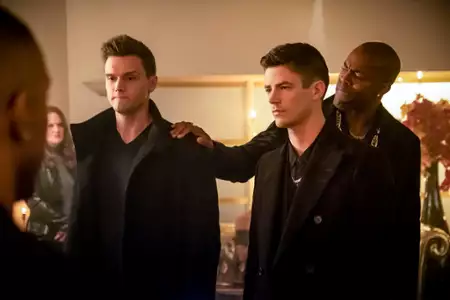 Flash - galeria zdjęć - filmweb