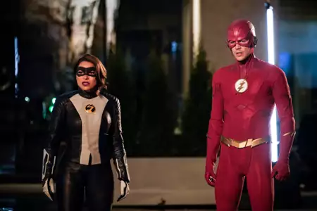 Flash - galeria zdjęć - filmweb