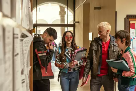 Klub miłośników kryminałów - galeria zdjęć - filmweb