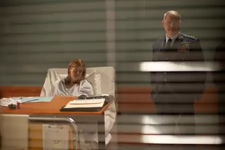 Air Force 1 zaginął - galeria zdjęć - filmweb