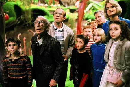 Charlie i fabryka czekolady - galeria zdjęć - filmweb