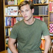 Połączeni - galeria zdjęć - filmweb