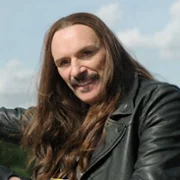 Knuckles - galeria zdjęć - filmweb
