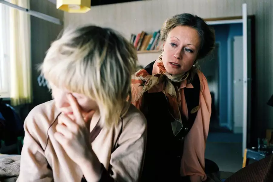 Pozwól mi wejść - galeria zdjęć - filmweb