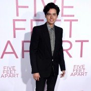 Five Feet Apart - galeria zdjęć - filmweb