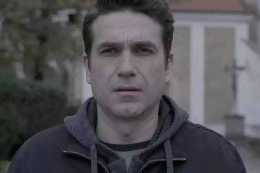 Głęboka woda - galeria zdjęć - filmweb