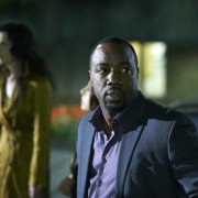 Alphas - galeria zdjęć - filmweb