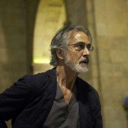 Alphas - galeria zdjęć - filmweb