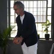 Alphas - galeria zdjęć - filmweb