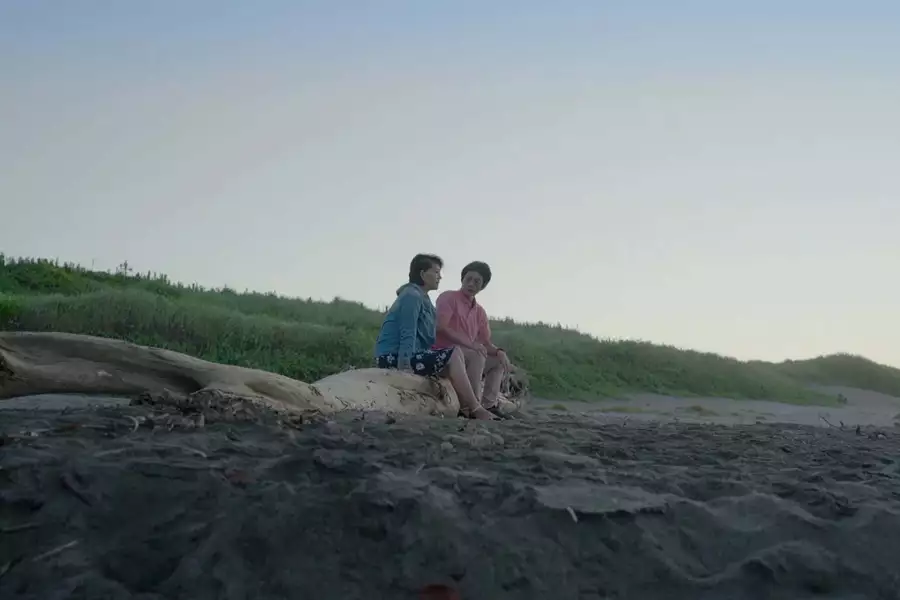 Love Village - galeria zdjęć - filmweb