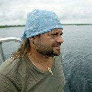 A River Below - galeria zdjęć - filmweb