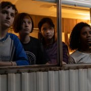 Paper Girls - galeria zdjęć - filmweb