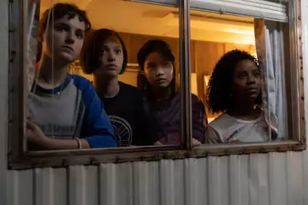 Paper Girls - galeria zdjęć - filmweb