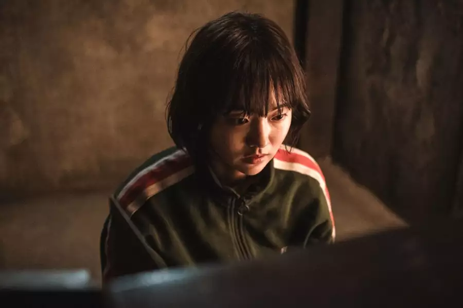 Sarinjaui syopingmol - galeria zdjęć - filmweb