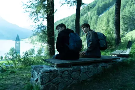 Curon - galeria zdjęć - filmweb