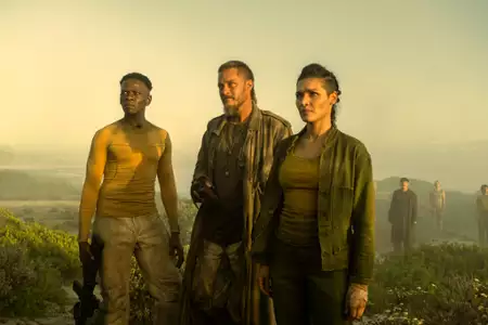 Wychowane przez wilki - galeria zdjęć - filmweb