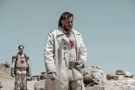 Wychowane przez wilki - galeria zdjęć - filmweb