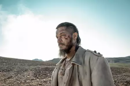 Wychowane przez wilki - galeria zdjęć - filmweb
