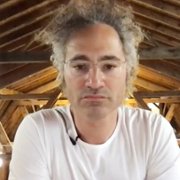 Axios - galeria zdjęć - filmweb