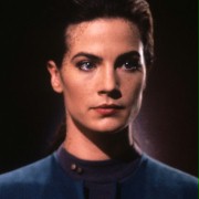 Komandor porucznik Jadzia Dax / Profesor Honey Bare / Darlene Kursky