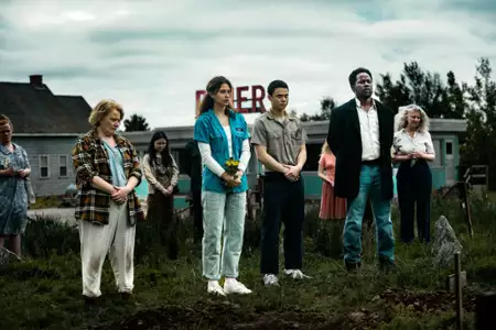 Stamtąd - galeria zdjęć - filmweb