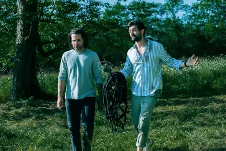 Stamtąd - galeria zdjęć - filmweb