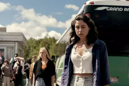 Stamtąd - galeria zdjęć - filmweb