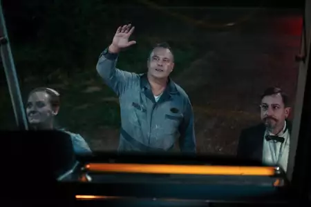 Stamtąd - galeria zdjęć - filmweb