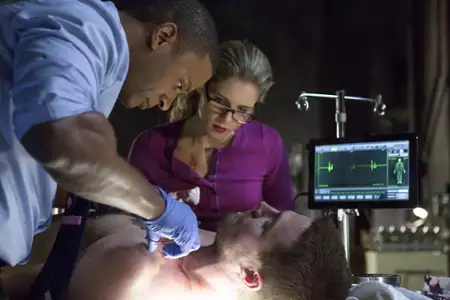 Arrow - galeria zdjęć - filmweb