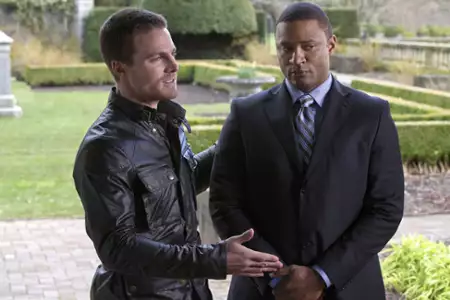 Arrow - galeria zdjęć - filmweb