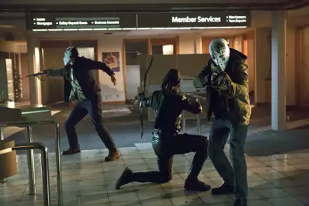 Arrow - galeria zdjęć - filmweb