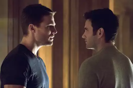 Arrow - galeria zdjęć - filmweb