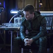 Arrow - galeria zdjęć - filmweb