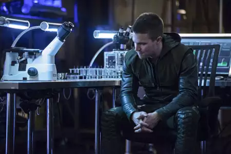 Arrow - galeria zdjęć - filmweb