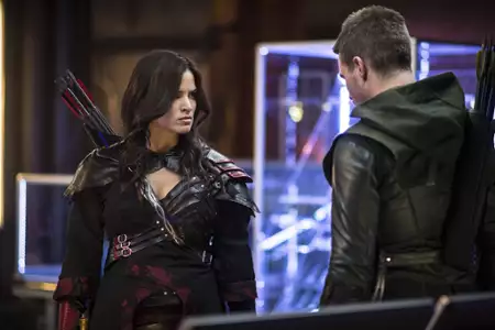 Arrow - galeria zdjęć - filmweb
