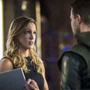 Arrow - galeria zdjęć - filmweb