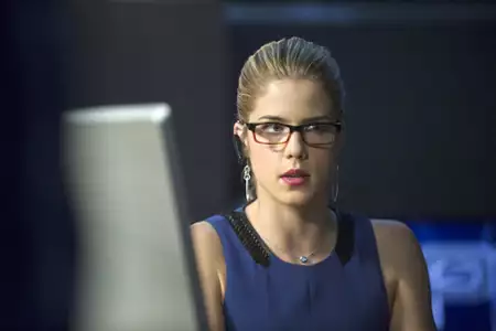 Arrow - galeria zdjęć - filmweb