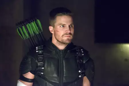 Arrow - galeria zdjęć - filmweb