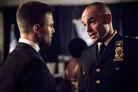 Arrow - galeria zdjęć - filmweb