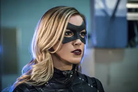 Arrow - galeria zdjęć - filmweb