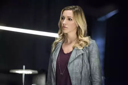 Arrow - galeria zdjęć - filmweb