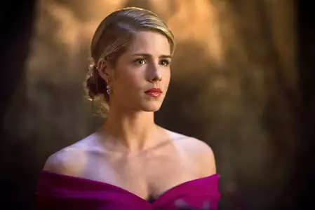 Arrow - galeria zdjęć - filmweb