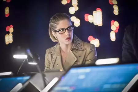 Arrow - galeria zdjęć - filmweb